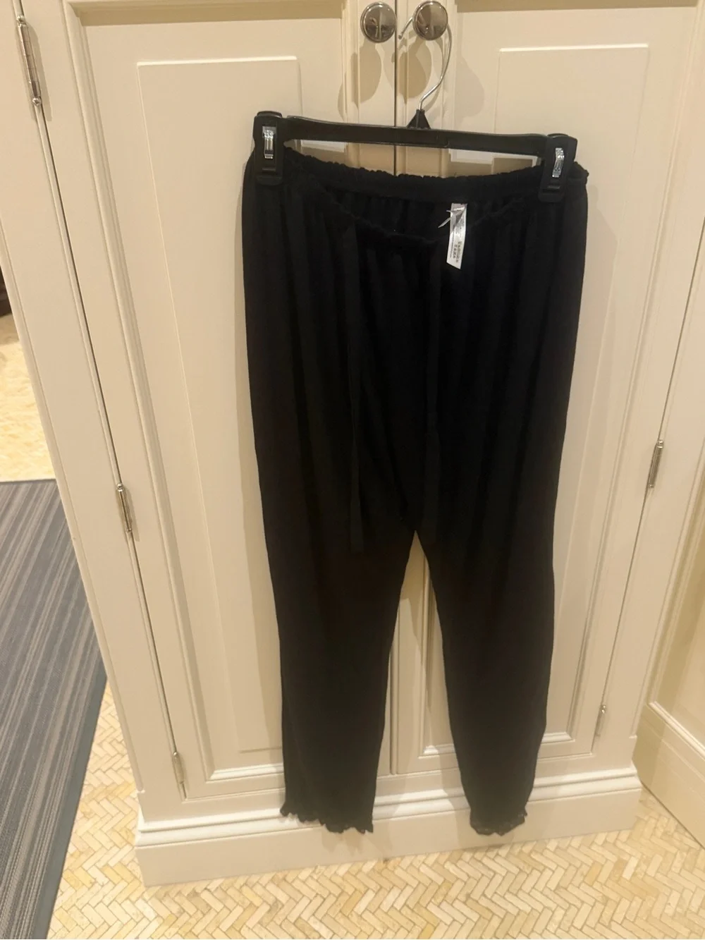 Flora Nikrooz Black Relaxed Pajama Pants
